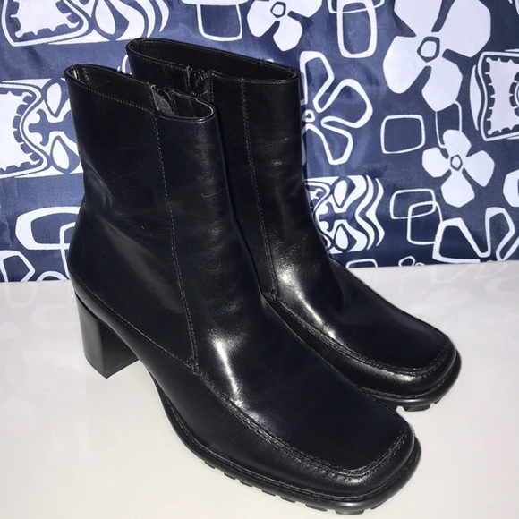 ankle boots biker style